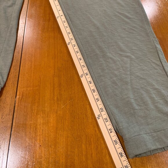 Soft Surroundings 2 Piece Lanai Hoodie and Joggers in Bayleaf Size XL NWT - Picture 15 of 16